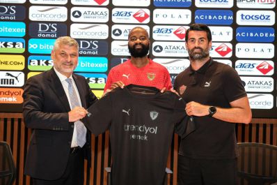 Didier LAMKEL ZÉ signe deux ans à Hatayspor en Turquie