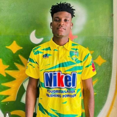 Yvan Cabrel DJANTOU signe avec les Astres de Douala