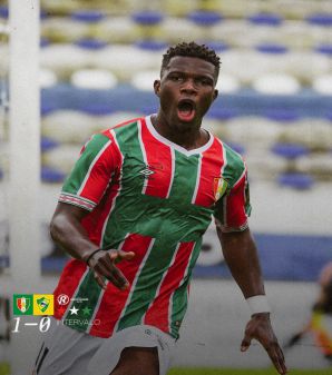Hyppolite EKANGA buteur avec Estrela Amadora en U23 Liga Revelação