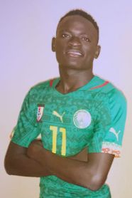 Taddeus NKENG avec les U20 contre l‘Ouganda