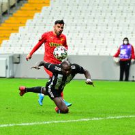 Vincent ABOUBAKAR marque le but de la victoire contre Göztepe