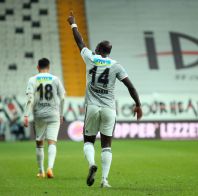 Malgré le but d‘ABOUBAKAR, Besiktas chute contre Trabzonspor