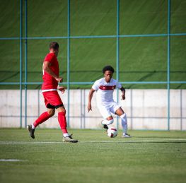 4ème but en 4 matches pour Clinton NJIE avec Sivasspor