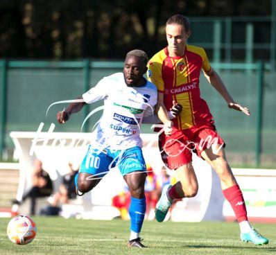 Daouda BASSOCK buteur mais Pouzauges FC s‘incline face à JSC Nantes Bellevue