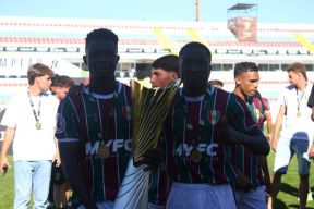 Samuel NJOH NJOH et Hyppolite EKANGA, champions de Liga Revelação U23 avec Estrela Amadora