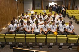 Samuel NJOH NJOH, Hyppolite EKANGA et le groupe U23 d‘Estrela Amadora honorés