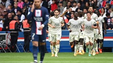 Avec un Darlin YONGWA buteur, le FC Lorient s‘impose au Parc face au PSG